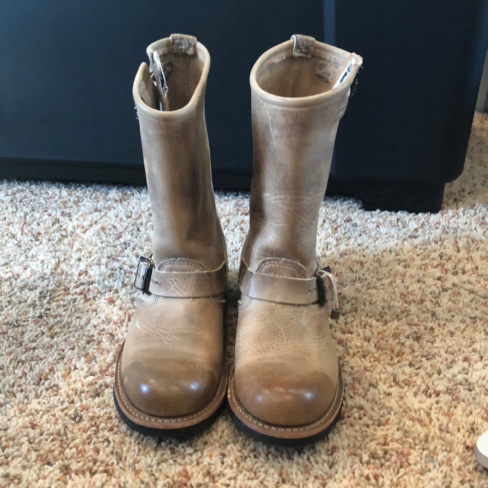 Frye brown short boots NEVER WORN